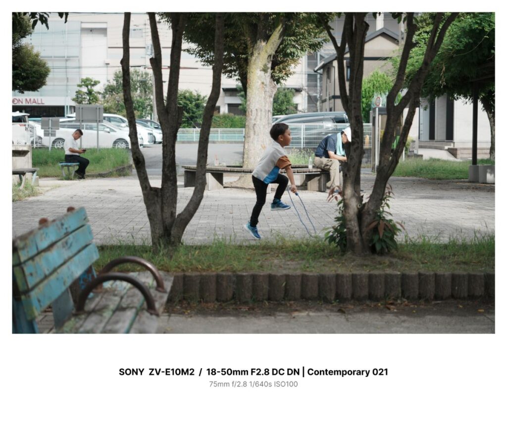 縄跳びする長男